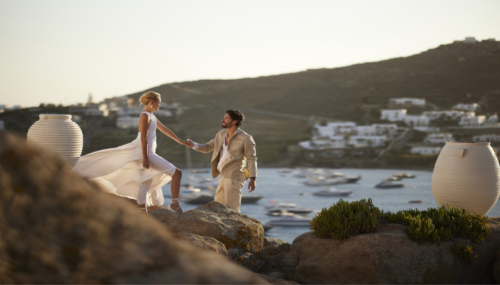 Intimate wedding in Mykonos