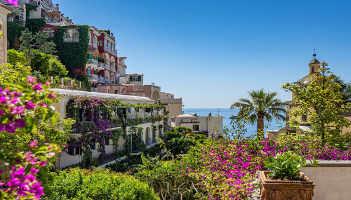 amalfi-coast-floral-view-for-wedding