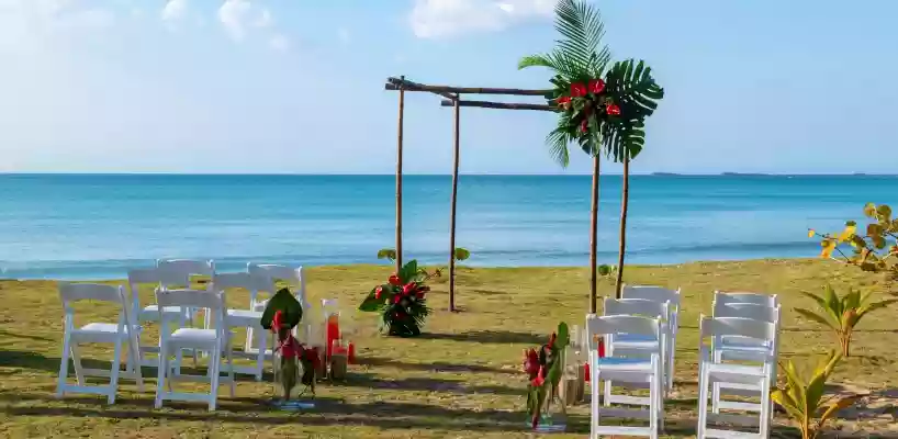 Weddings at V Samana