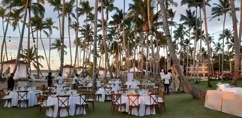 Weddings at V Samana